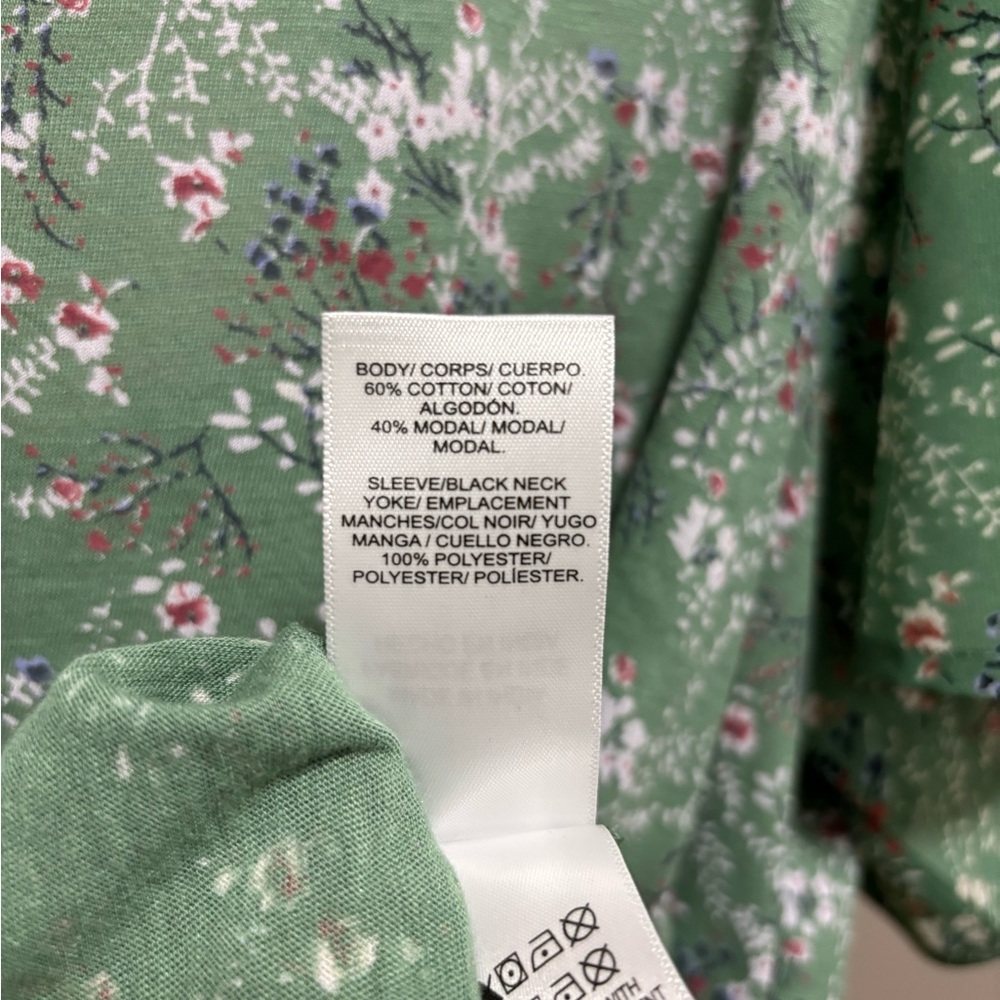 Lucky Brand Flutter Sleeve Floral Print Top Green - Picture 9 of 9